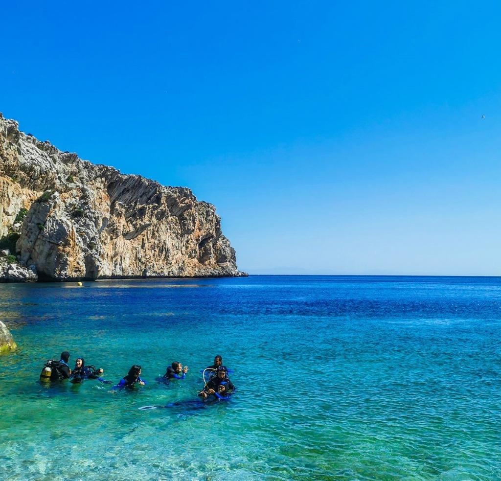 La Baie Turquoise & Criques Sauvages de Belyounech